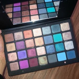 Natasha Denona Blue Purple 28-pan eyeshadow palette